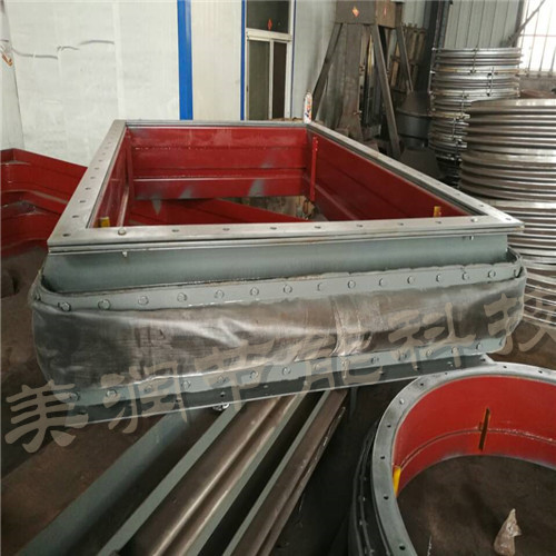 非金屬補償器蒙皮